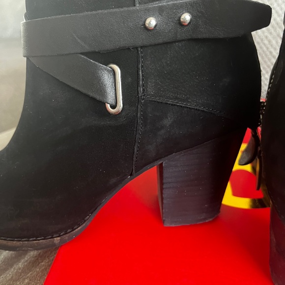 WISHBONE -LILLA ANKLE BOOT SIZE 8 - Picture 4 of 8